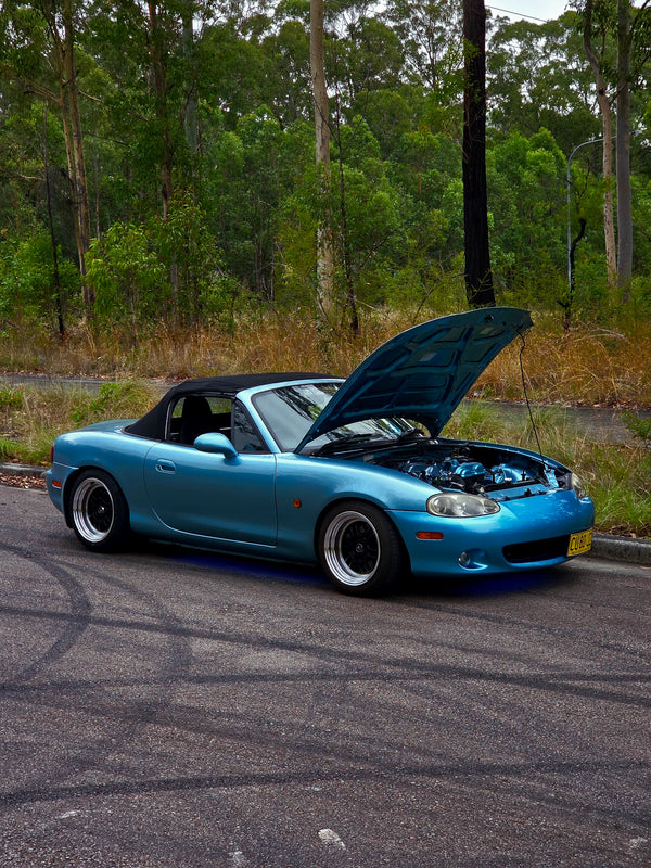 Mazda MX-5 (NB) on SpeedWorks SW08
