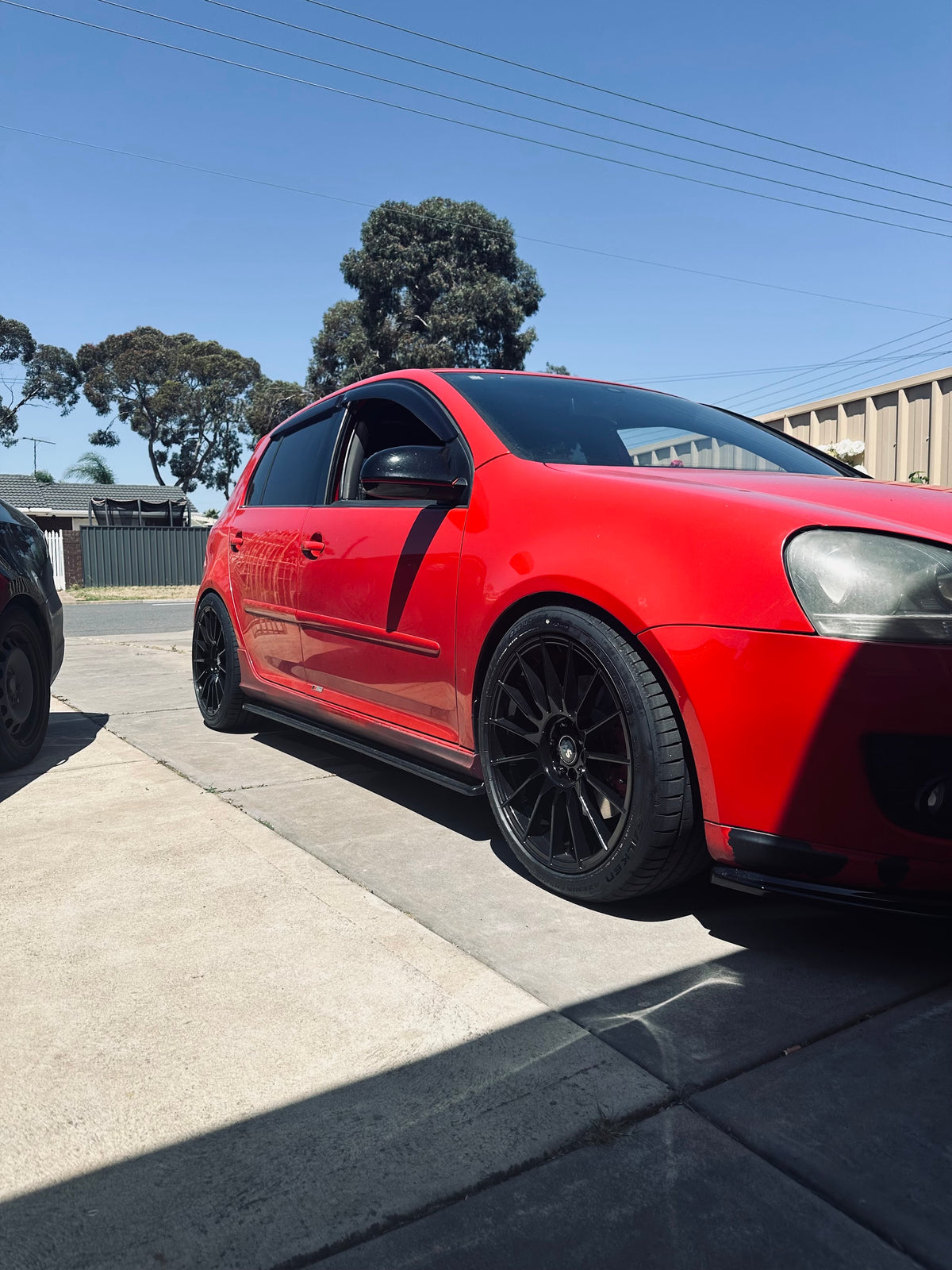 Volkswagen Golf GTI (Mk5) on SpeedWorks SW07 18x8.5 +40 Gloss Black alloy wheels