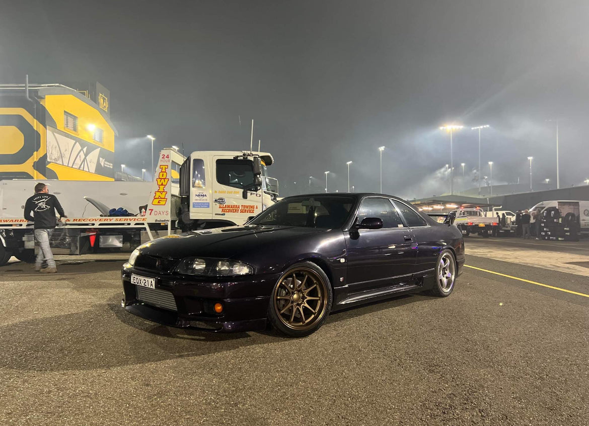 Nissan Skyline (R33) on SpeedWorks SW18 18x9.5 +22 Bronze alloy wheels