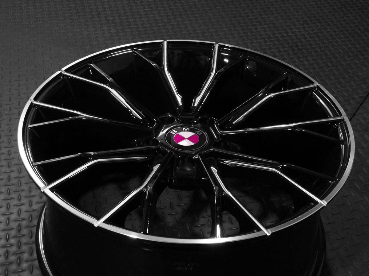 BM355 19" - Gloss Black Machined Lip Milled Window