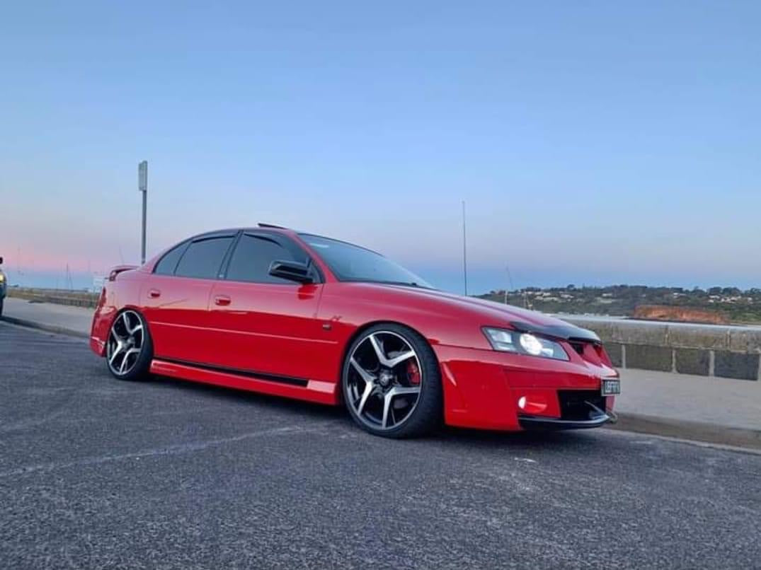 VF2 R8 SF 20" - Gloss Black Machined Face