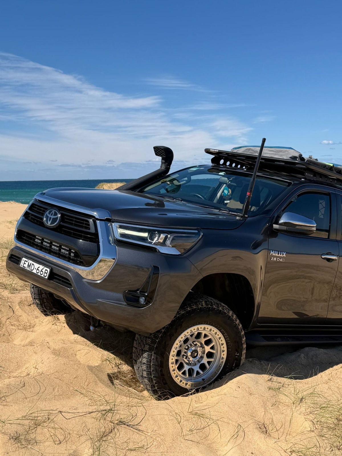 Toyota HiLux (N80) on SpeedWorks SW21 17x9.0 ±0 Machined Silver 4x4 wheels, customer photo 2 of 3