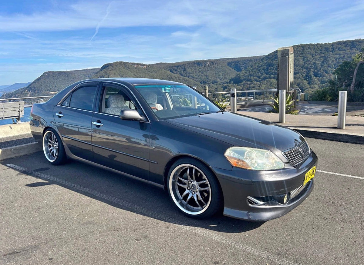 Toyota Mark II (X110) on SpeedWorks SW12 18x9.5 +22 Hyper Black & Machine Lip alloy wheels, customer photo 1 of 4
