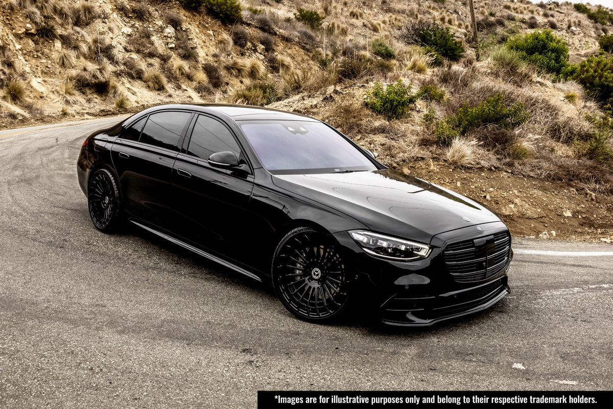 MC877 22" - Gloss Black