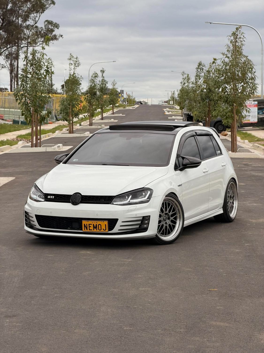 Volkswagen Golf GTI (Mk7) on SpeedWorks SW02 19x8.5 +35 Hyper Black & Machine Lip alloy wheels, customer photo 2 of 5