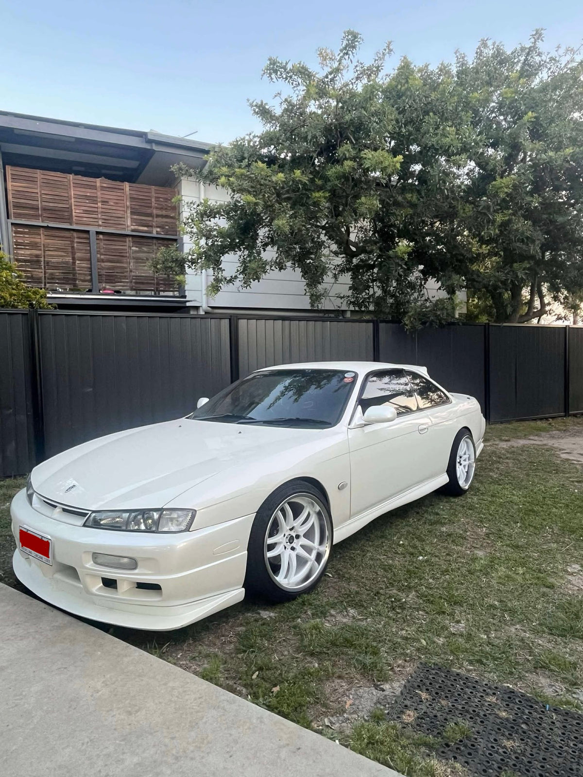 Nissan 200SX (S14a) on SpeedWorks SW12 18x9.5 +22 Gloss White & Machine Lip alloy wheels, customer photo 1 of 2