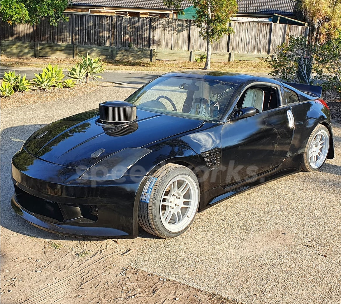 Nissan 350Z on SpeedWorks SW10 18x9.5 +22 Hyper Silver alloy wheels, customer photo 1 of 2