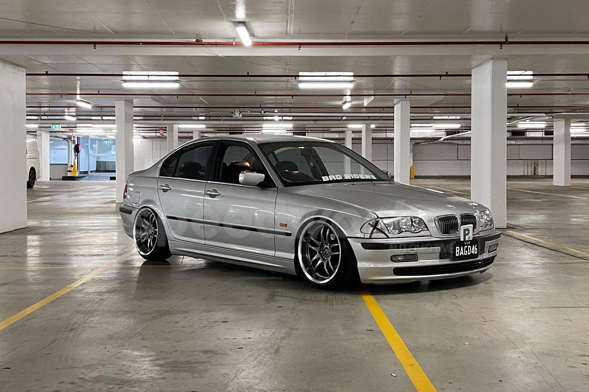 BMW 3 Series Sedan (E46) on SpeedWorks SW12 18x9.5 +22 Hyper Black & Machine Lip alloy wheels, customer photo 1 of 2