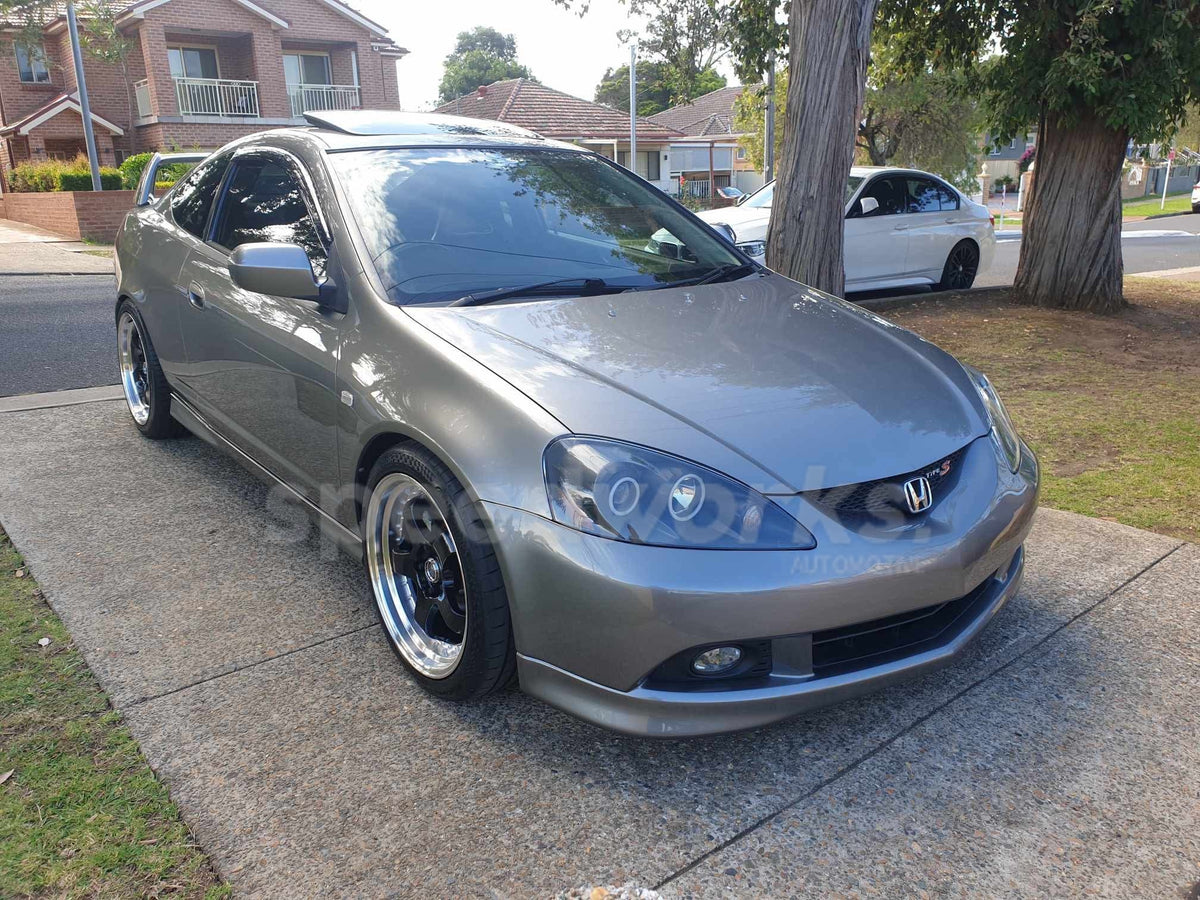 Honda Integra (DC5) on SpeedWorks SW06 18x8.5 +35 Gloss Black & Machine Lip alloy wheels