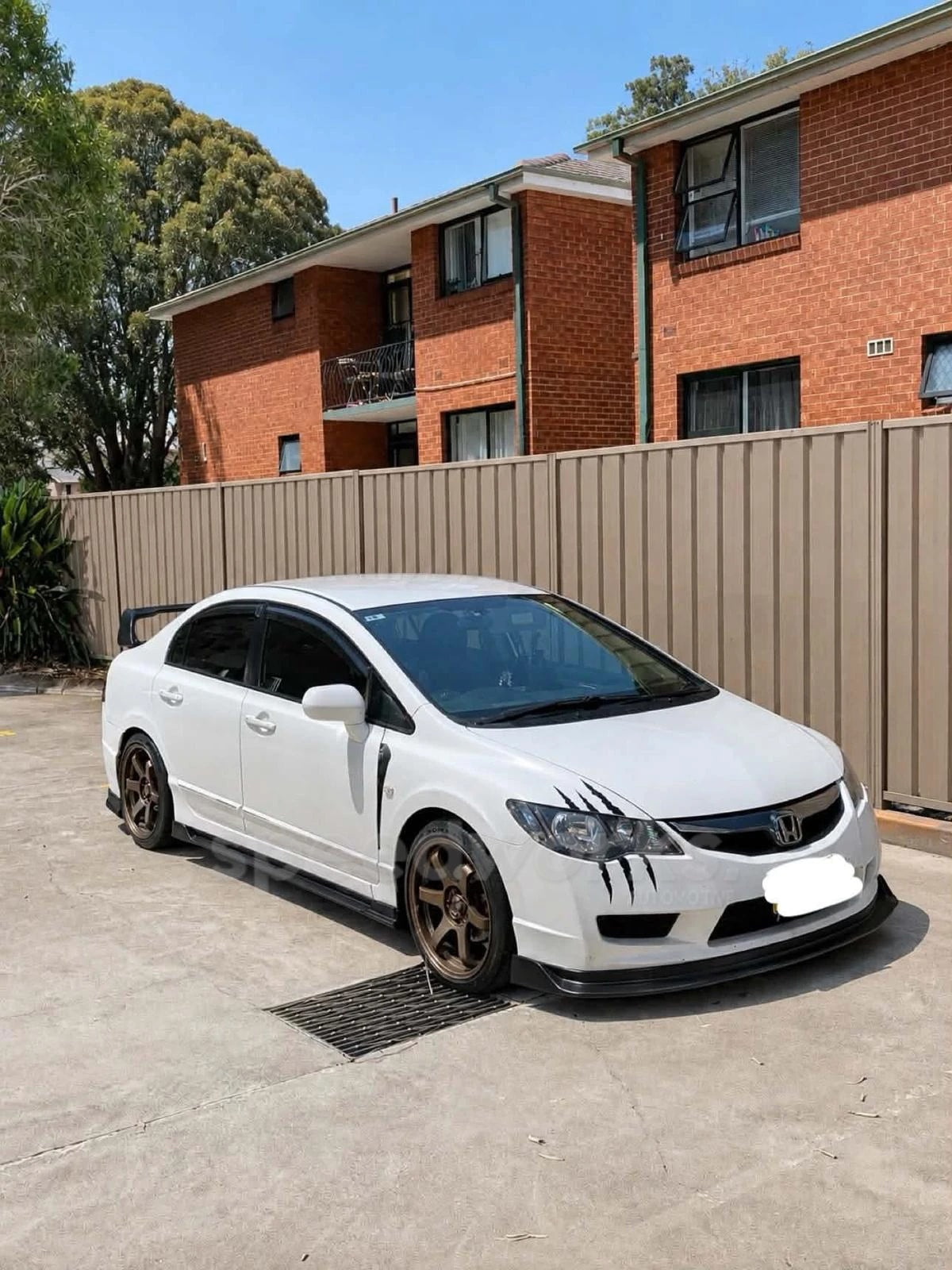 Honda Civic (FD) on SpeedWorks SW04 18x8 +38 Bronze alloy wheels