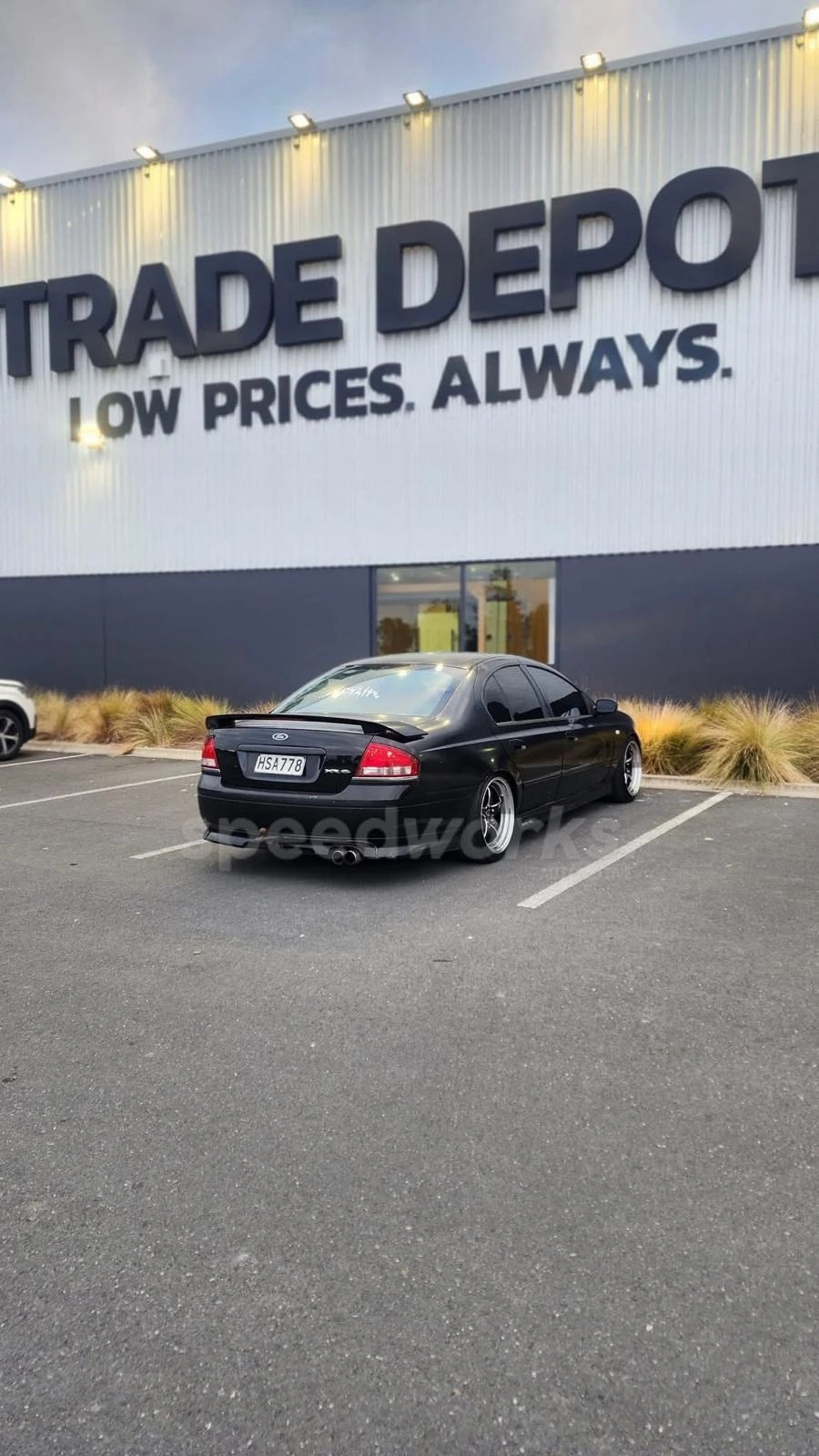 Ford Falcon XR6 (BA/BF) on SpeedWorks SW17 18x9.5 +22 Gloss Black & Machine Lip alloy wheels