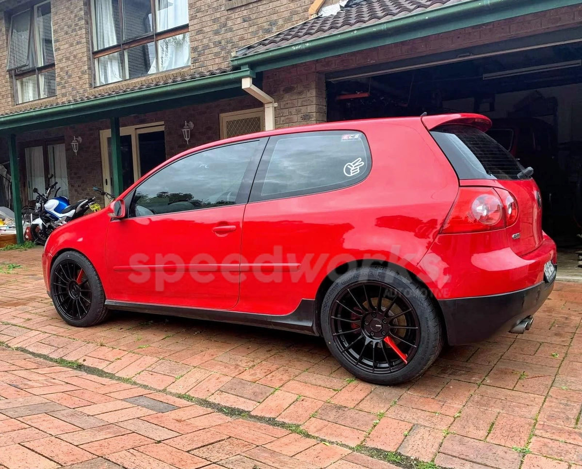 Volkswagen Golf GTI (Mk5) on SpeedWorks SW07 18x8.5 +40 Gloss Black alloy wheels